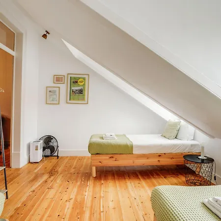Monopoly House - Families Only! Apartment Lisbon