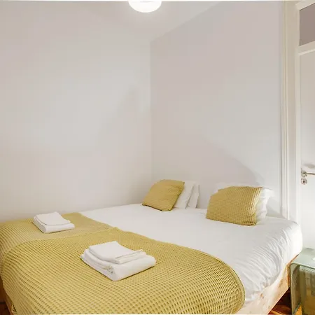 Monopoly House - Families Only! * Lizbona