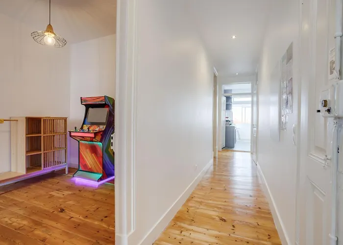 Monopoly House - Families Only! Lissabon